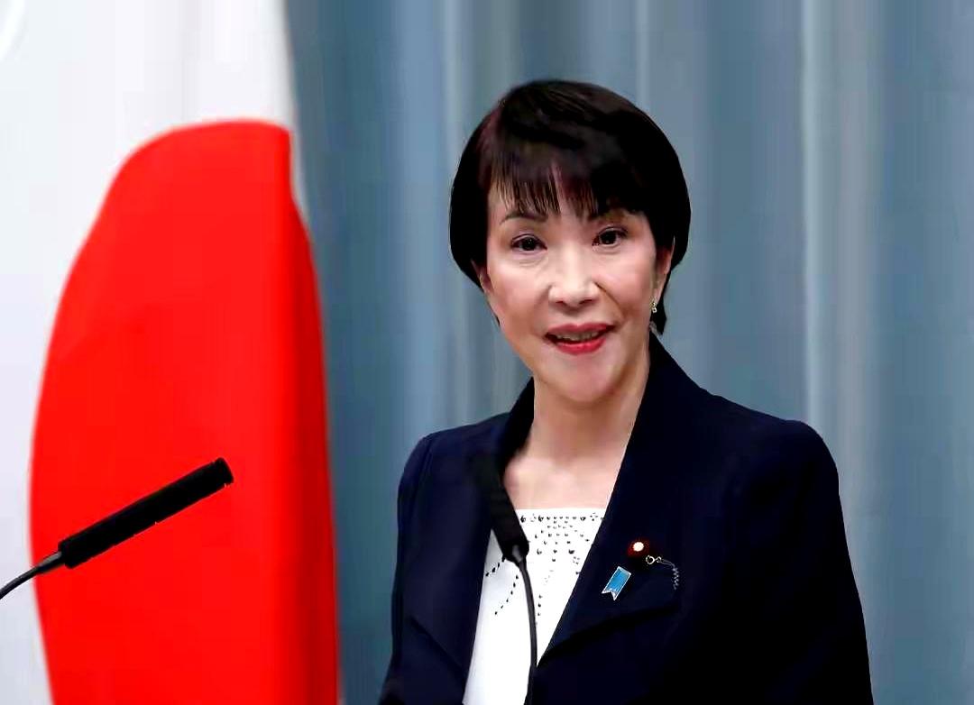 不再伪装！法媒一语道破日本底牌：这艘闯入台海的军舰，就是冲着中国来的！ 法媒