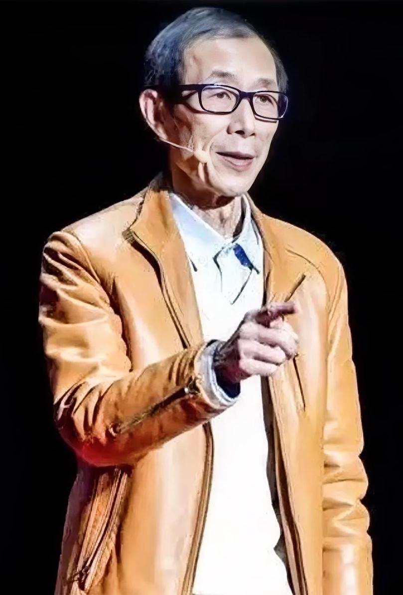 复旦陈平教授这番话，真是一针见血，直接把某些人的遮羞布给扯下来了！以前咱们是