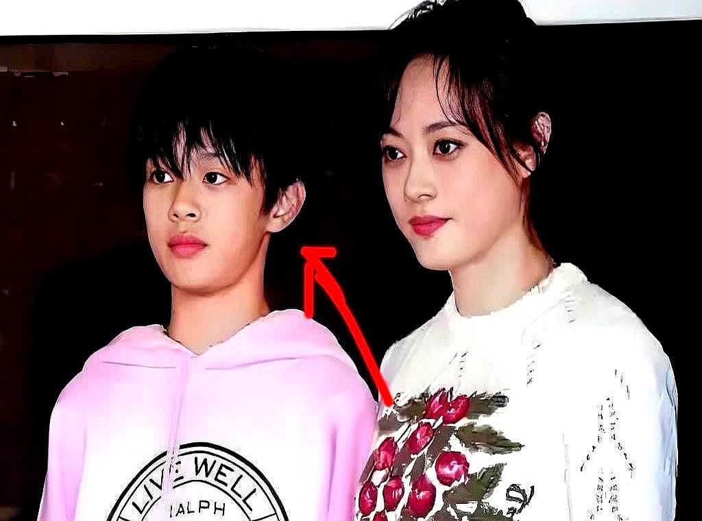 孙俪说我之所以着急生儿子完全是因为邓超的爸爸前阵子朋友给我发来消息，