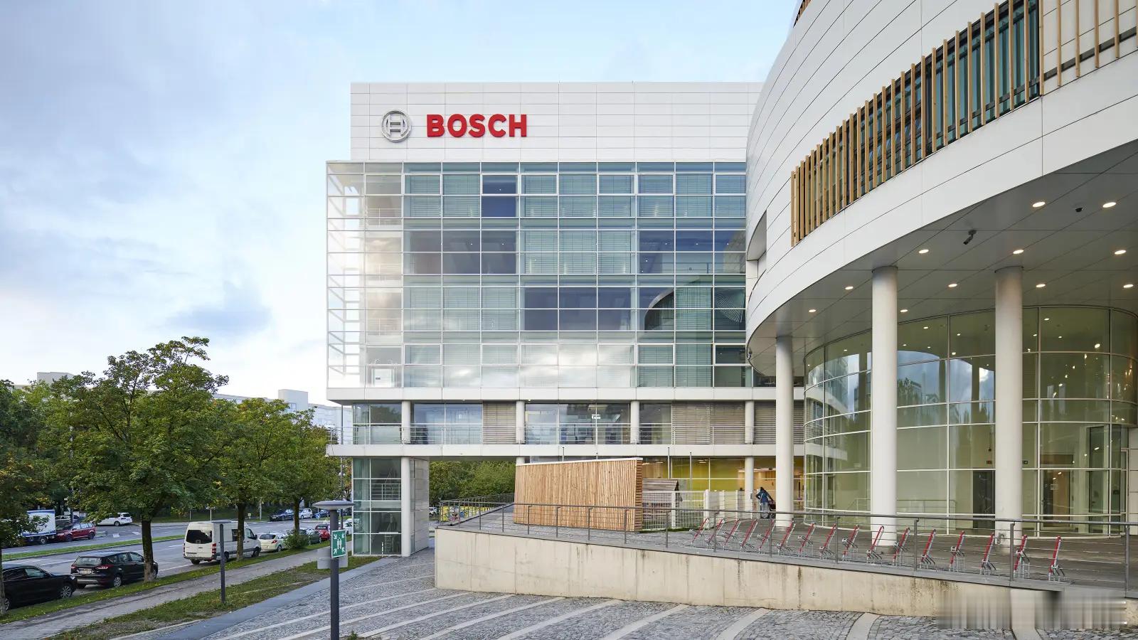 据外媒消息称，博世Bosch正在经历一场彻底的转型。这家全球最大的汽车零部件供应