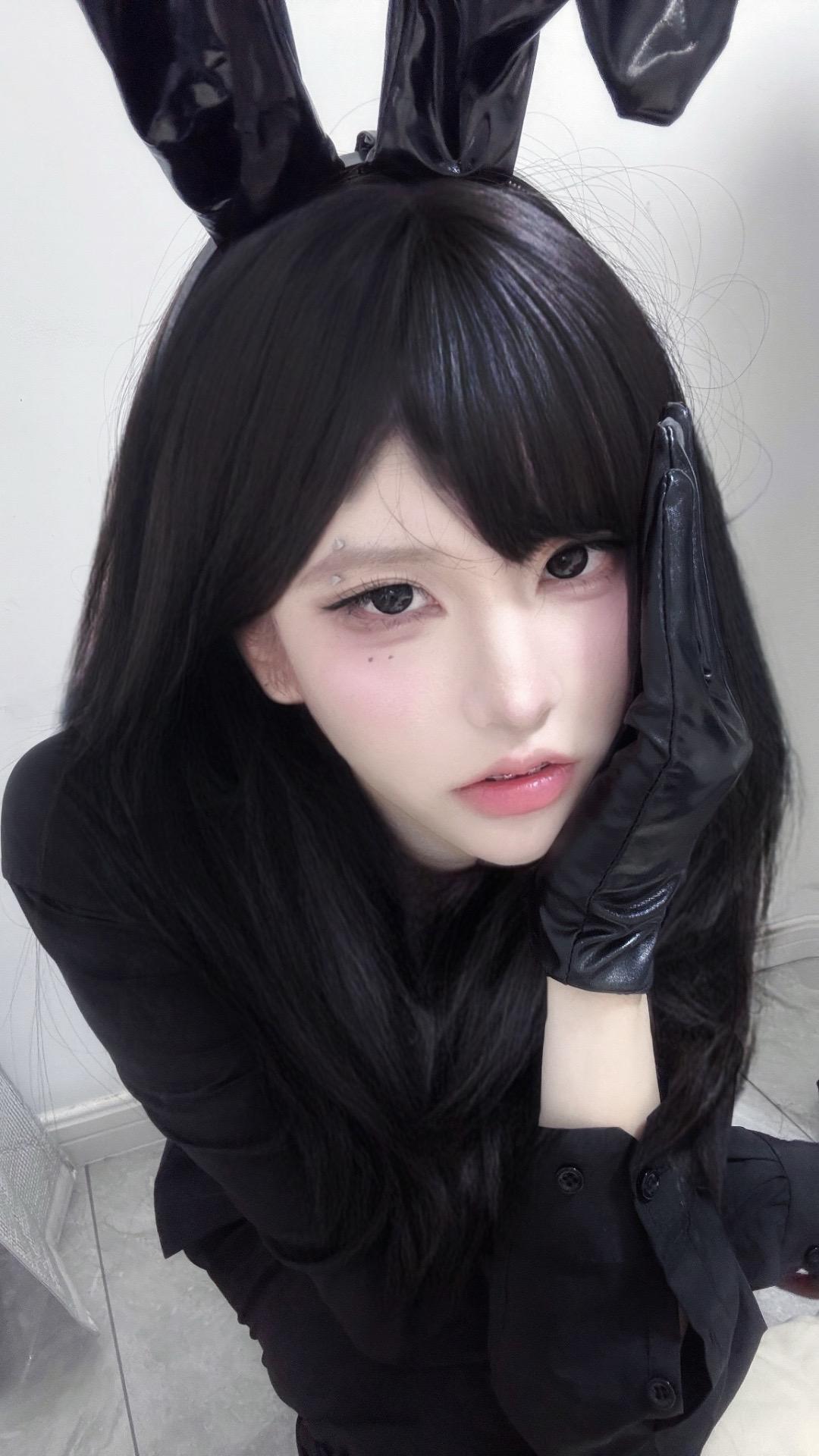 谁欺负你了  打狗也要看主人吧。