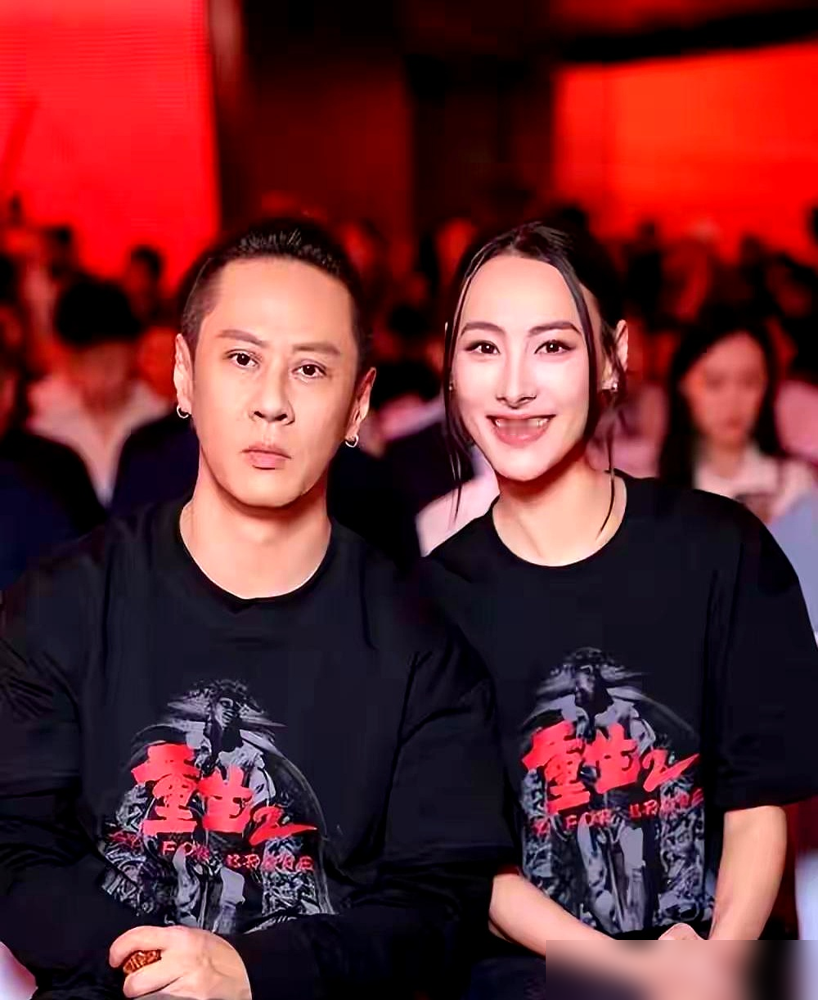 她说根本没拿5亿分手费，孩子是李泽楷在养。但有个细节，比钱更扎心。梁洛施上鲁豫的节目，直接否认天价分
