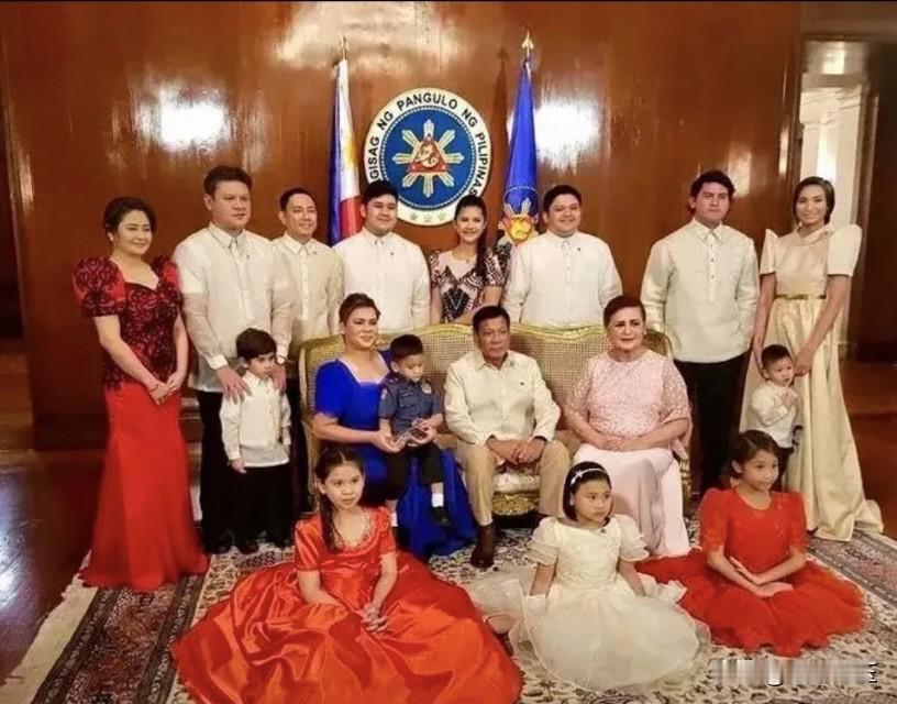 菲律宾前总统杜特尔特今年第一次因身陷囹圄被羁押在荷兰海牙的国际刑事法院拘留中心而