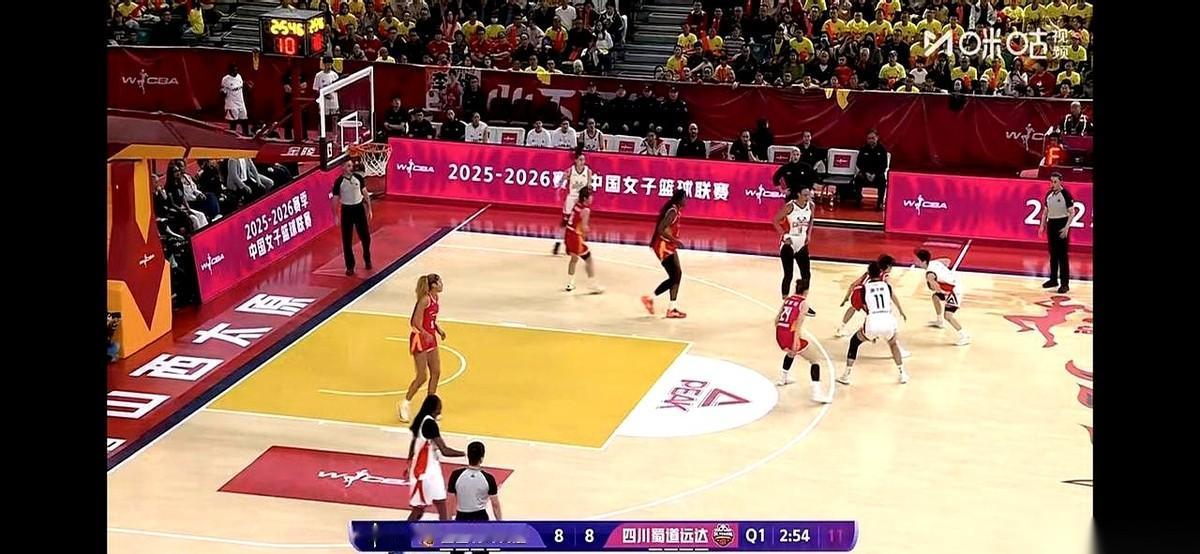裁判哨响，比分定格：75:53！四川女篮，赢了总决赛G3！但中场休息时，谁信？