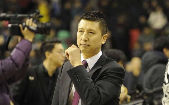 也许，时至今日请外教成为中国篮球唯一出路！事实已经证明，中国男、女篮在郭士强和