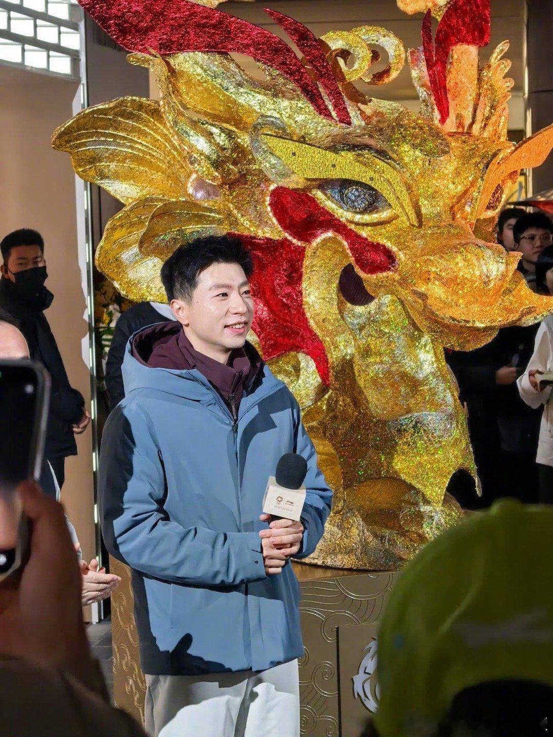 马龙又变回鞍山小马了果然适当的休息就是最好的状态调整方式。看马龙现在走路带风的样