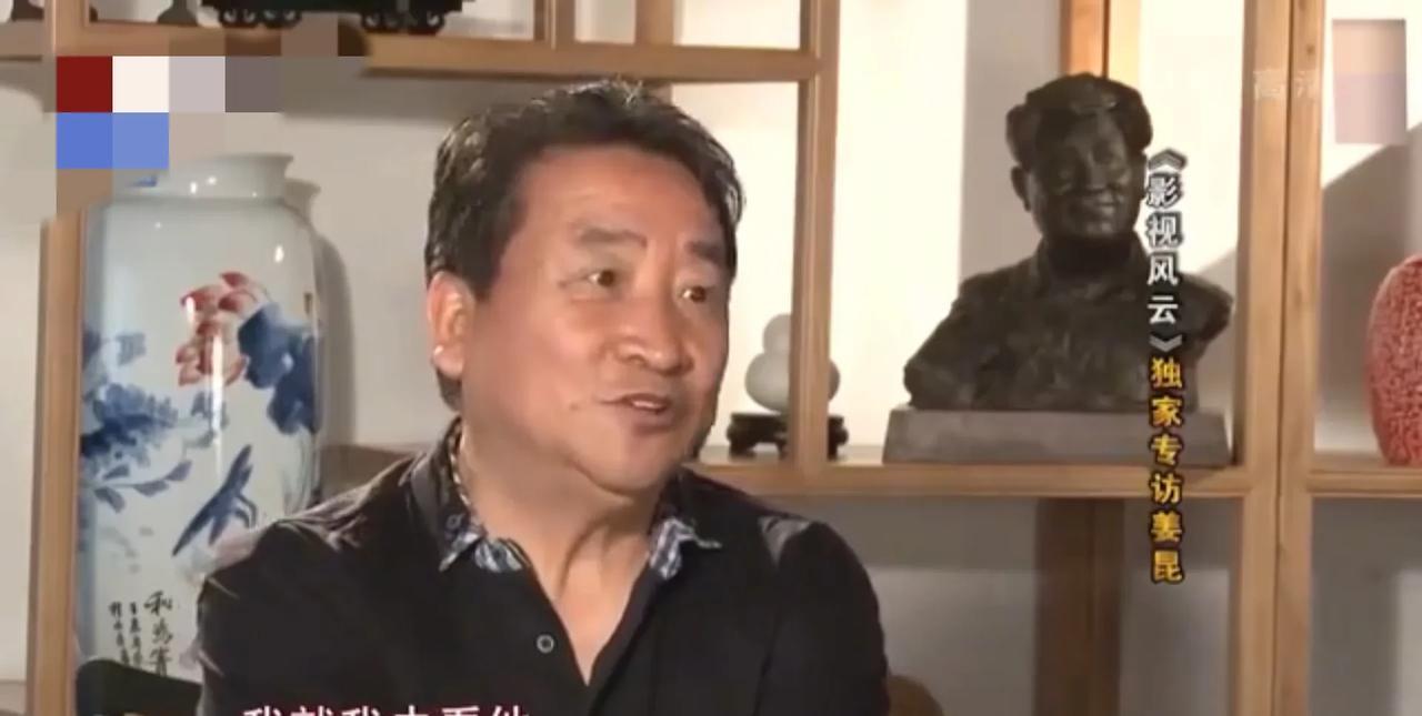 难怪姜昆能当上曲协主席，格局不是一般的大，对同行太大方了。姜昆回忆起马三立大师来