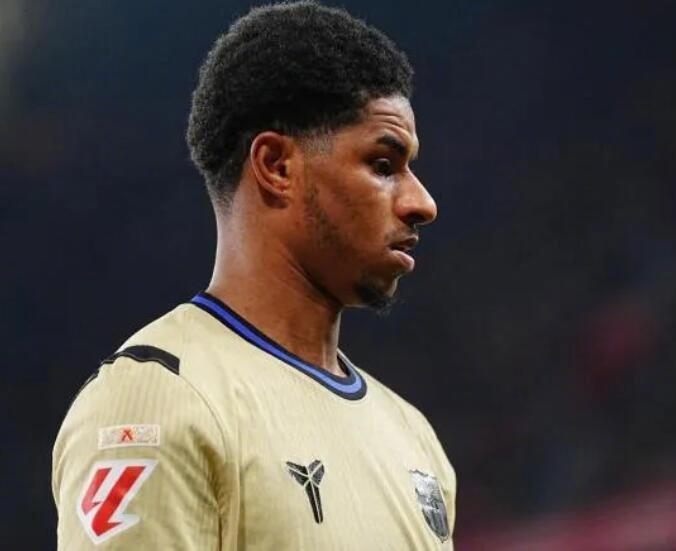 欧洲转会新闻发布会！★还要拖！巴萨正在考虑将拉什福德的租借期再延长一年，以缓