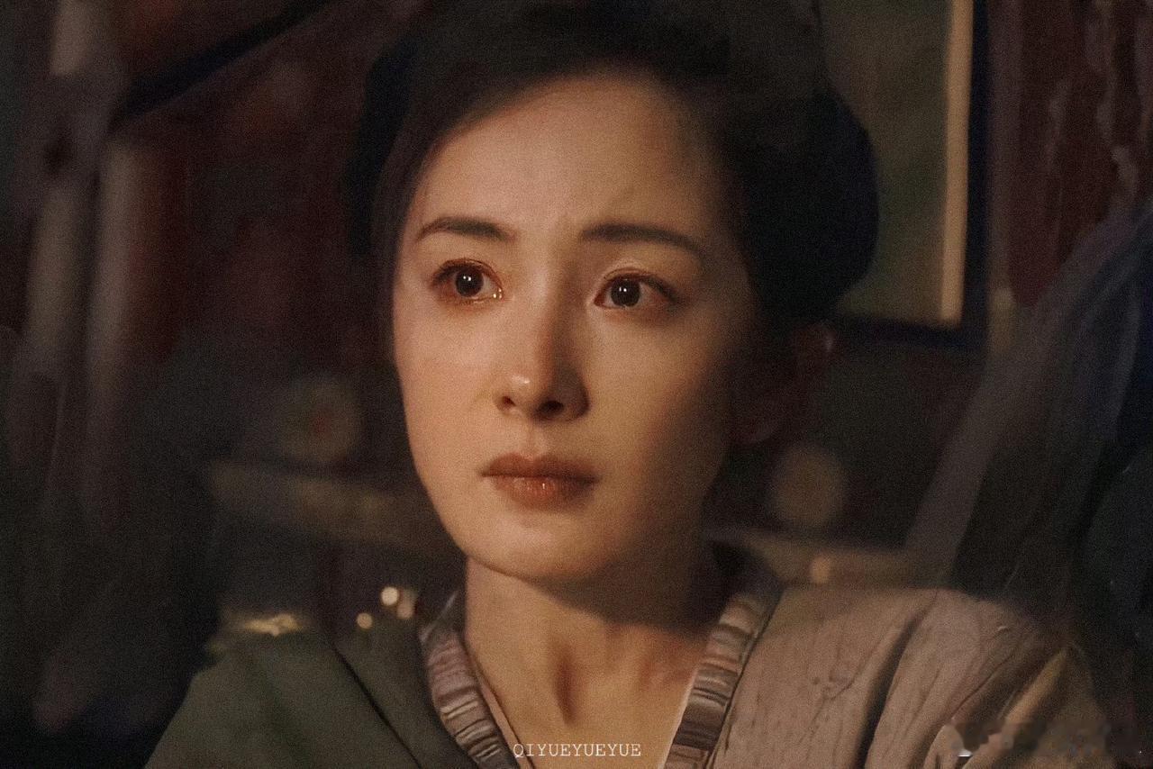 杨幂杨幂长安的荔枝越素越美幂姐在《长安的荔枝》里素颜状态绝了！大屏幕怼