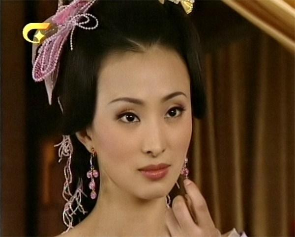 马皇后：朱元璋的“首席情绪稳定师”，不靠吹枕边风，专靠“不接招”赢一生！朱元