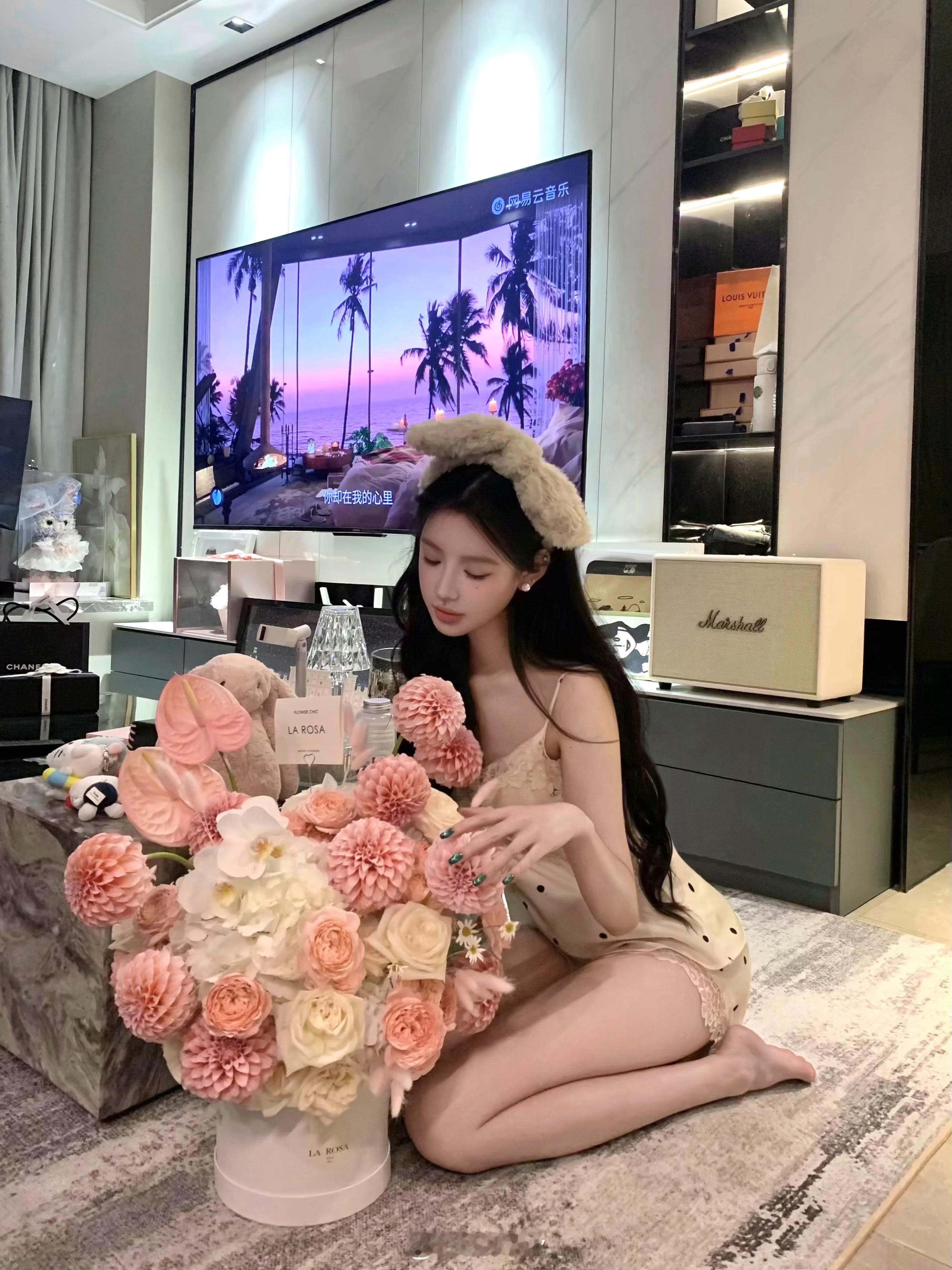 收到一束娇滴滴的花~​​​