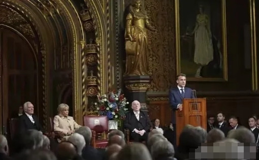 自阵风被击落后，法国政界已被刺激的发癫了。马克龙在英国议会的发言中表示：“我不