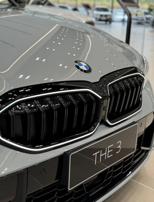 宝马3系330Li尊享订车了观望犹豫了将近小半年，昨天去4s店询价才知道已经错