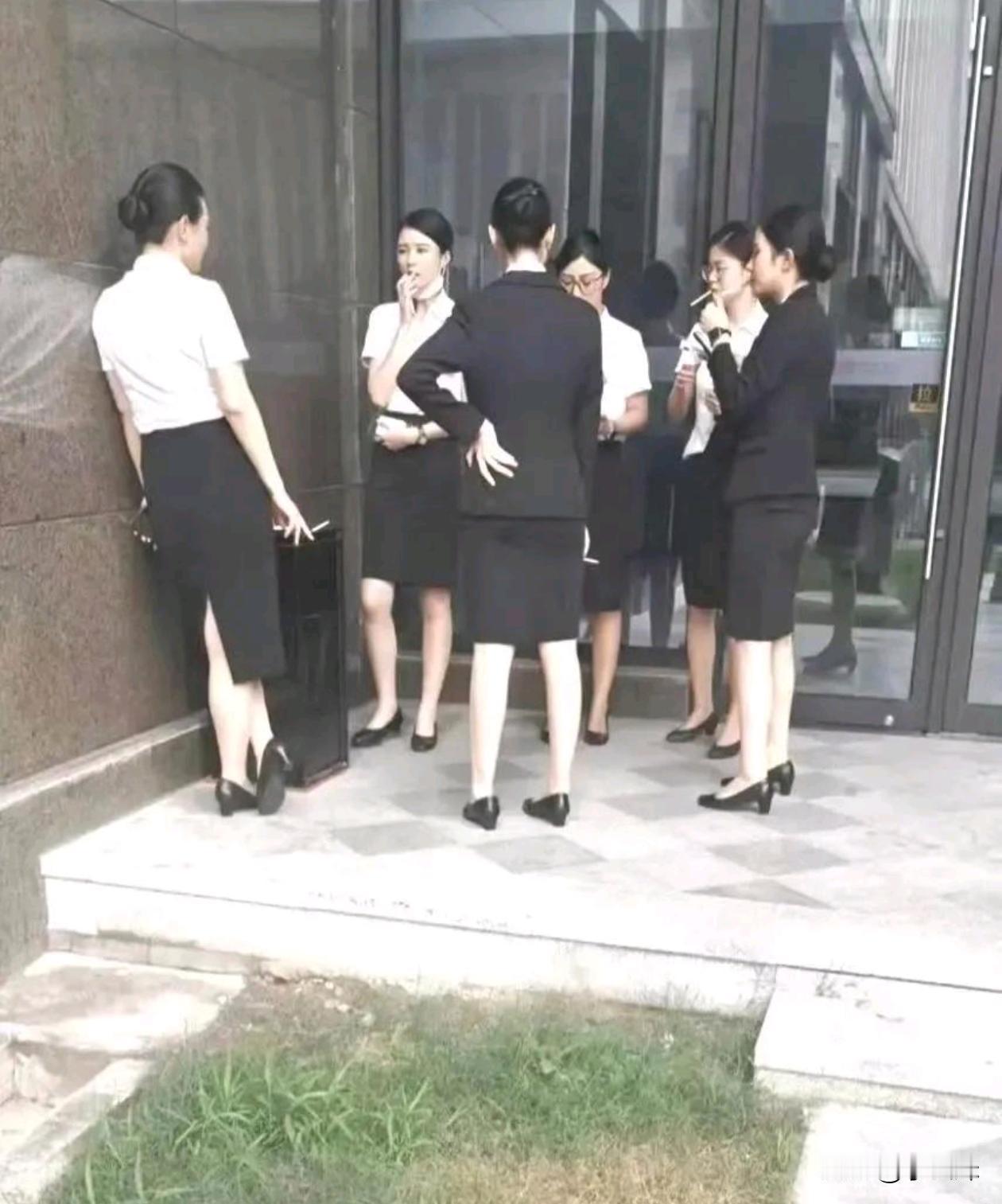 这人脉关系怎么样？