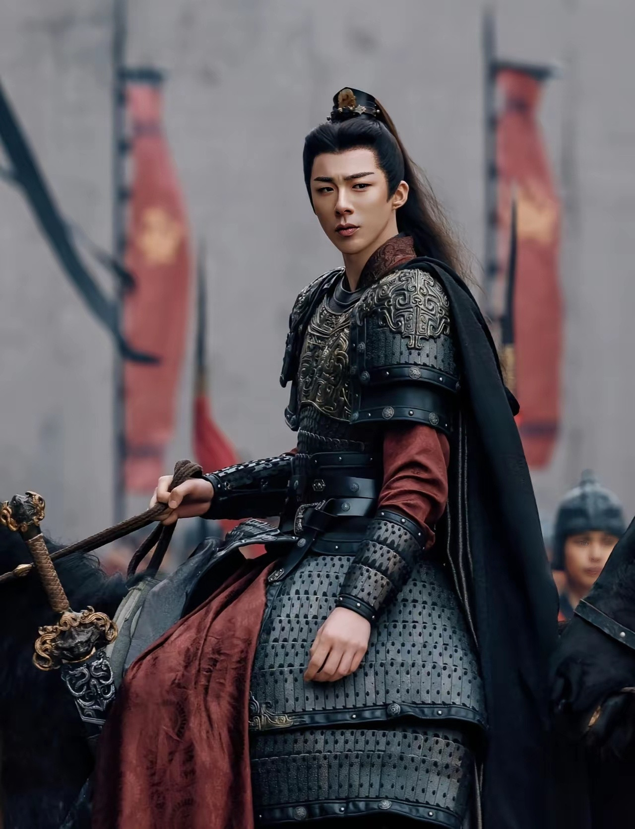 同样都是将军骑马，张凌赫比刘宇宁差在哪？