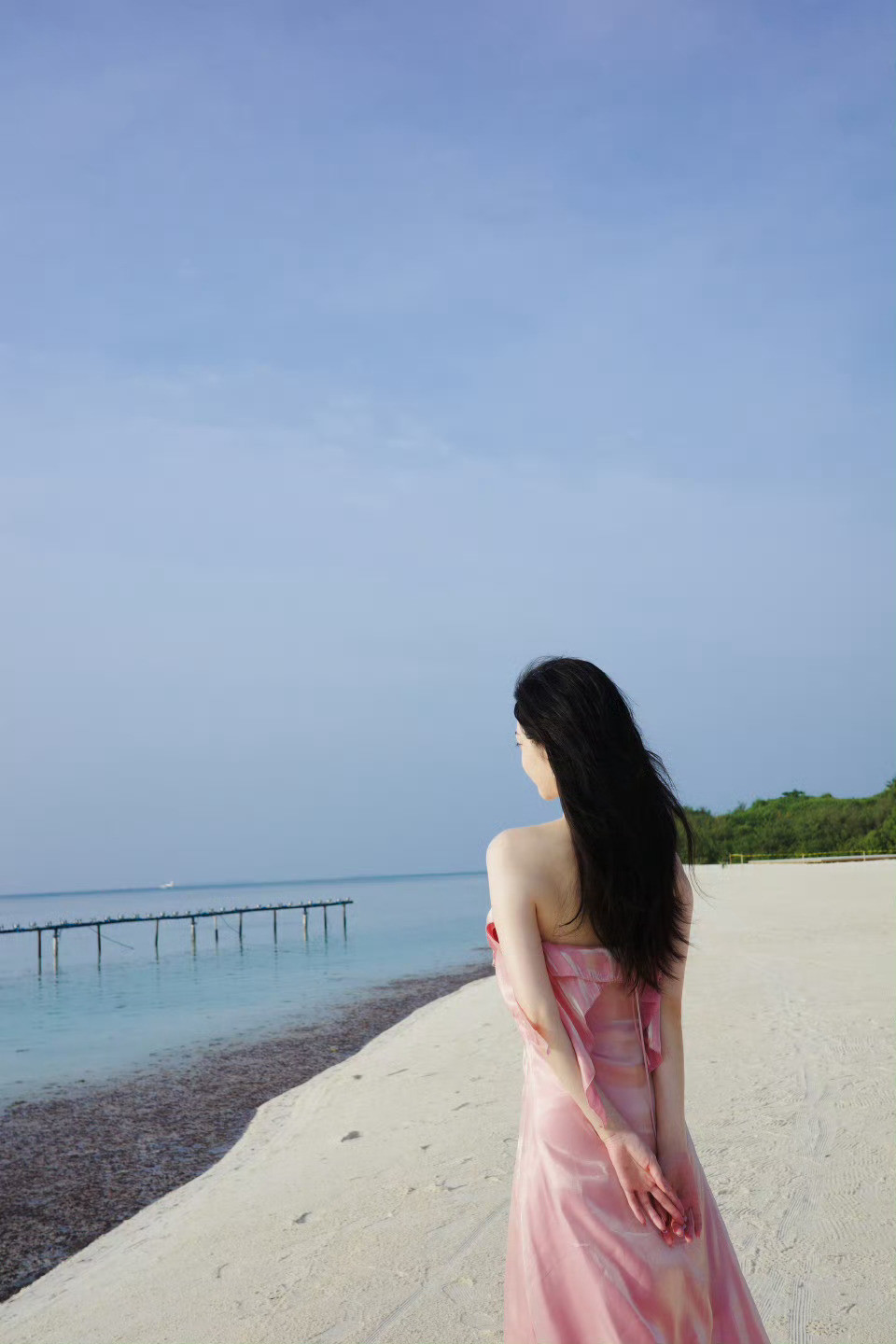 景甜粉裙好明媚景甜状态也太好了吧，好美啊