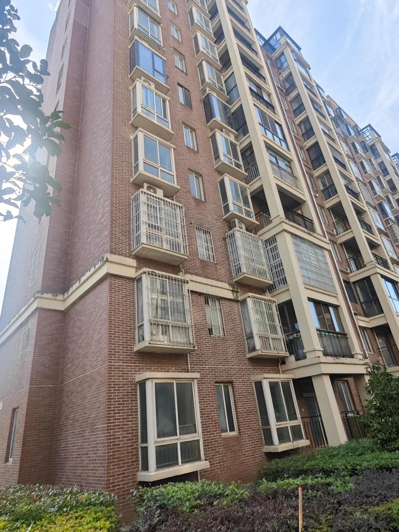 20年的外立面，能行吗？