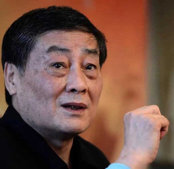 宗庆后的家事比商战剧还难理清香港法院文件显示，宗庆后和施幼珍从来没离过