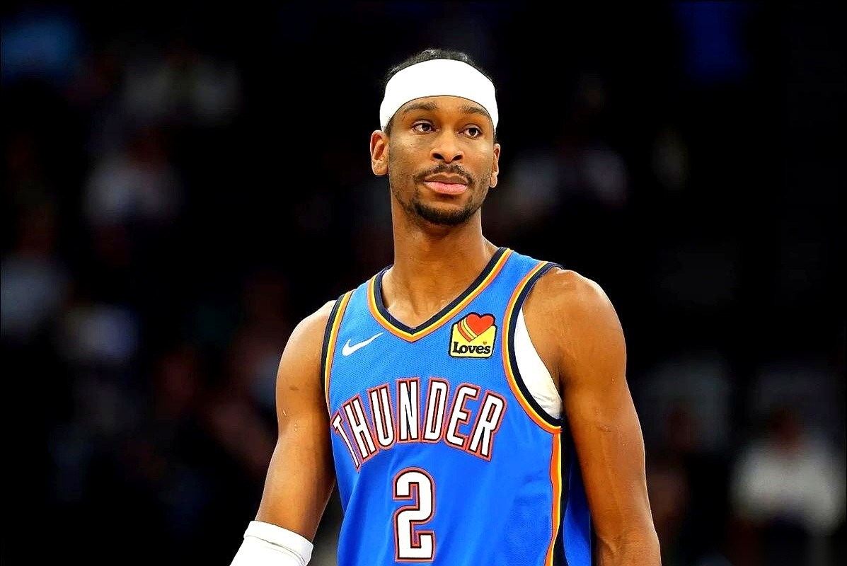 雷霆的亚历山大，18次出手，换来42分。哨子几乎就没停过。他每一次突...