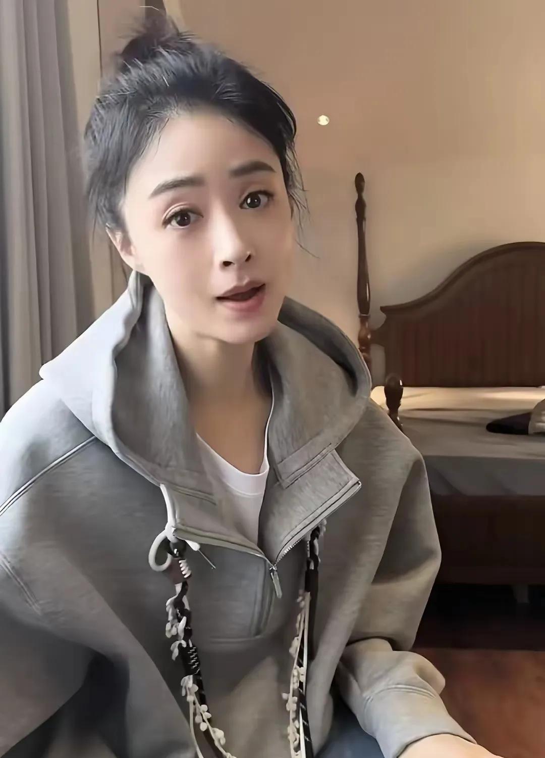 蒋欣减肥成美女，李小冉减肥后一言难尽!并不是只要减肥，就能变美!