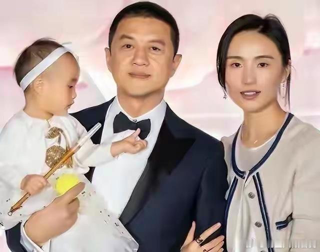 王菲怎么也没有料到，曾经负债累累的前夫李亚鹏，竟靠一个小举动口碑突然暴涨被扣了好