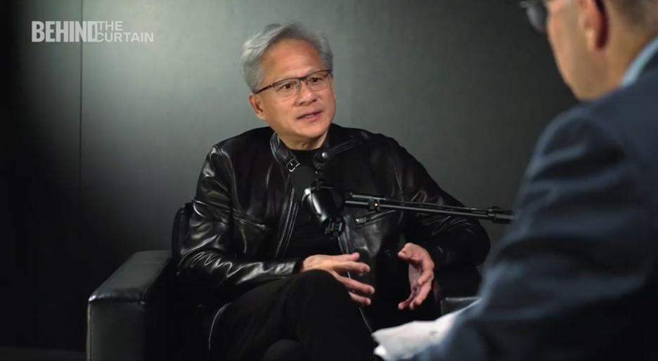 黄仁勋在人工智能时代给出了生存答案。在面向早期创业者的公开访谈中，他表示创业者最