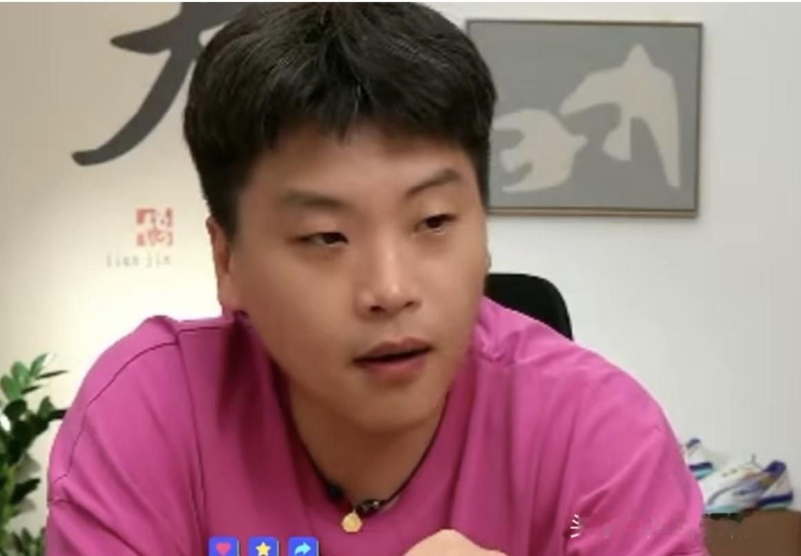 郝帅说，印象里樊振东应该没受过处罚，王励勤是特别自律的运动员。回忆以前的事，有