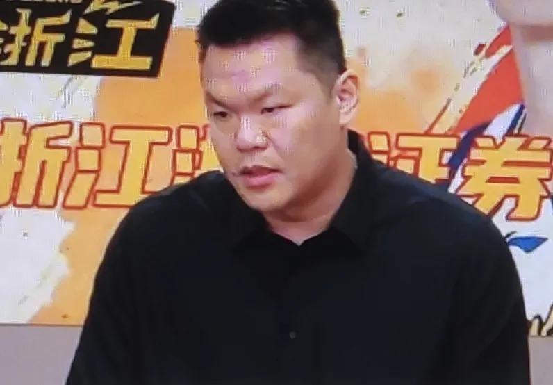上海VS广厦今晚G2战，如果上海再下一城，冠军就基本稳了。G1上海队白边打不了，