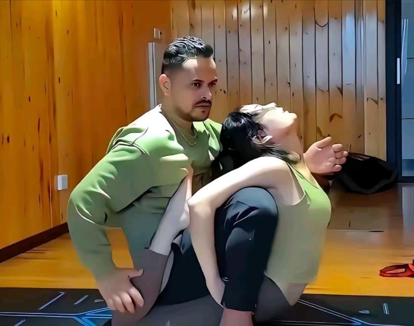 郑州印度瑜伽教练偷拍案：8年“肤色套利”背后的天价溢价生意2026年7月，郑