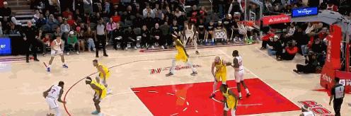 火箭旧将杜兰特，最后4分钟轰下11分收割比赛！这还是那个被质疑软蛋的死神吗？