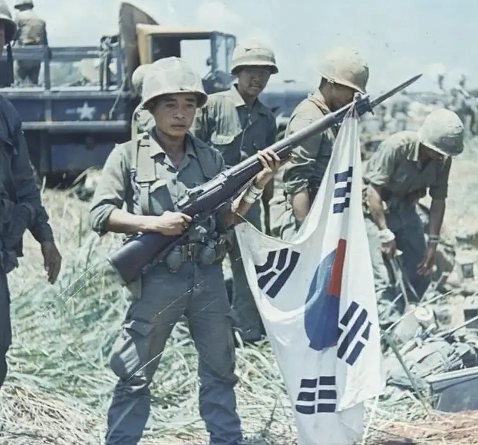 战斗力已接近志愿军？朝鲜战争最后阶段的韩国军队现代关于朝鲜战争韩军实力争议不