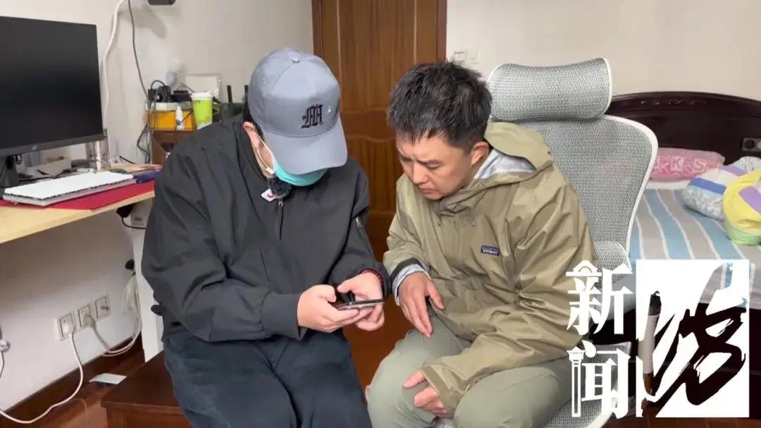 上海，男子家里欠了15块电费，被断电了，他问母亲为何不缴费？母亲支支吾吾半天不吭