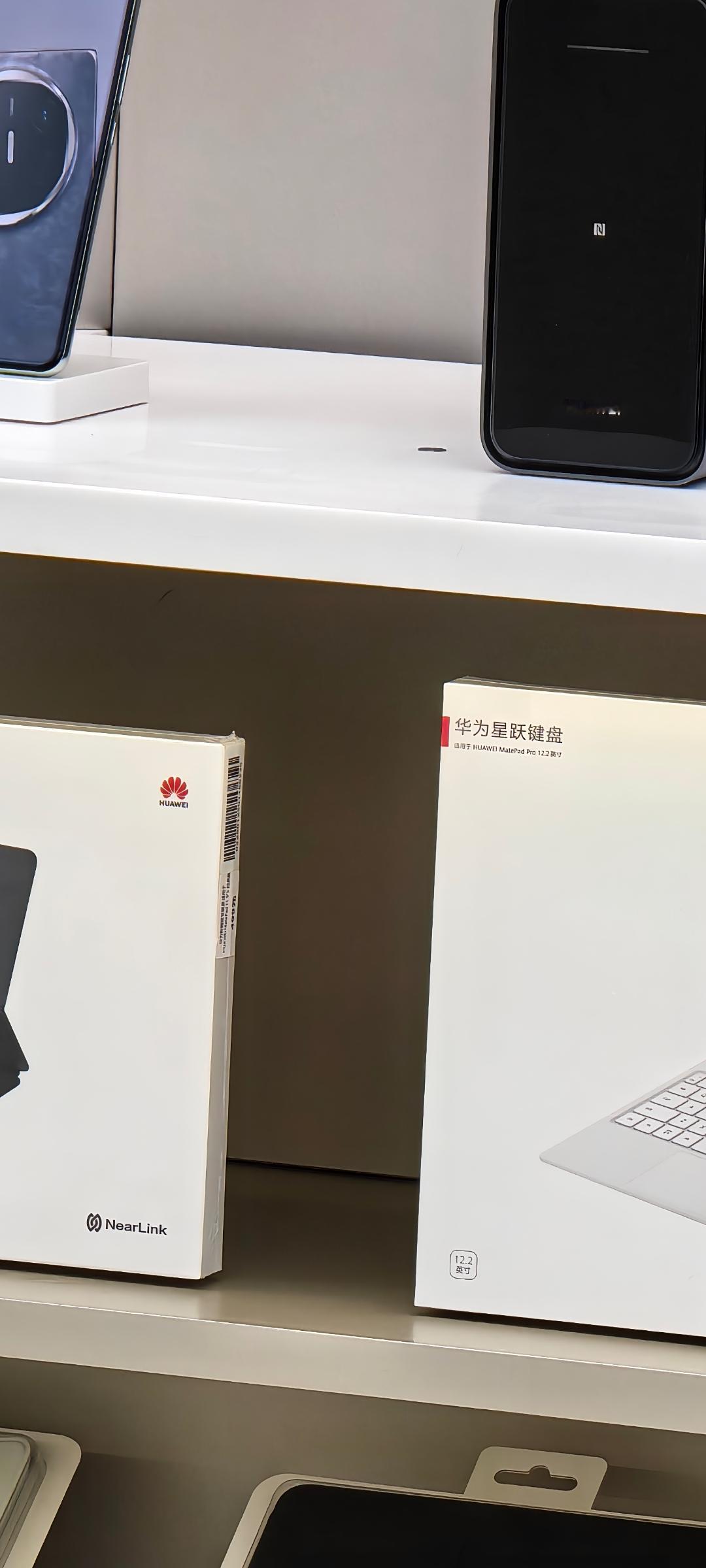 中心放大之后截图，再来看看👀单数华为Pura80Ultra十倍放大截图，