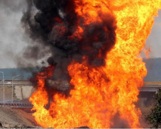 俄罗斯反击成功！两枚导弹击中培训大厅，150名美军专家无一幸免！美方说没这回事，