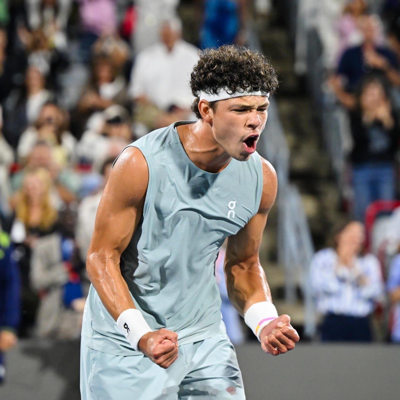 📊仅有三位00后球员，拿下过两座及以上ATP大师赛冠军：🇪🇸卡洛斯·阿