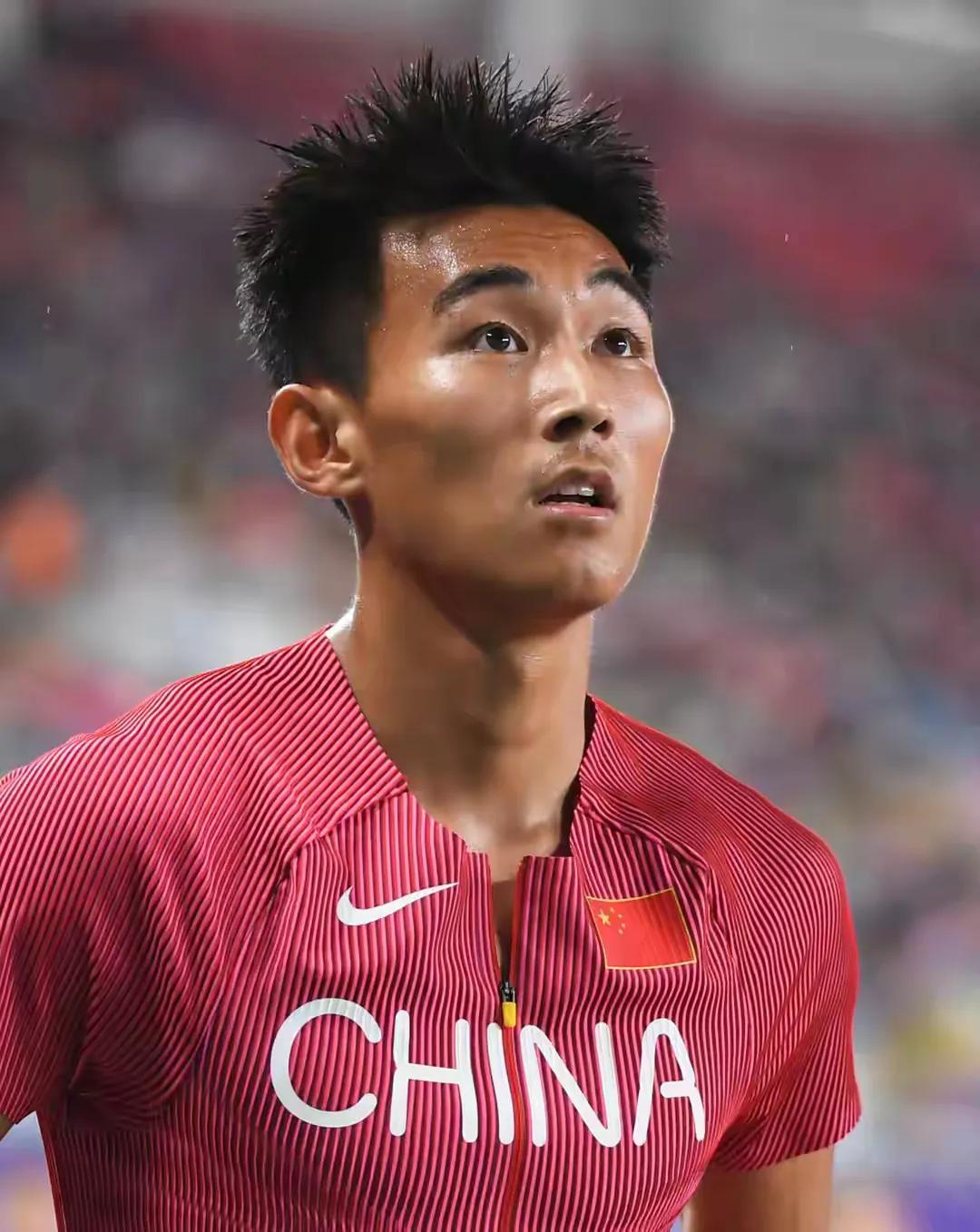 5月11日中国体育传来最新消息:中国田径接力真的是悲喜两重天呀！去年拿到奥