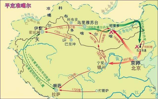 清朝为何把蒙古拆成内蒙和乌里雅苏台？不是戈壁挡道，是怕出第二个成吉思汗！一个