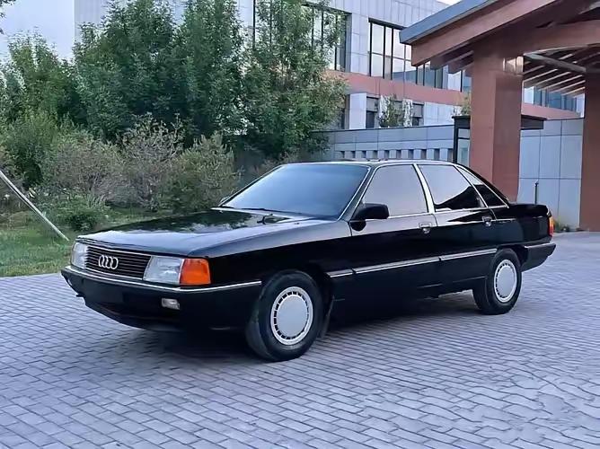 奥迪A6这官车帽子，最近可算是有人想给它摘了。但这帽子不是想摘就能摘，三十多