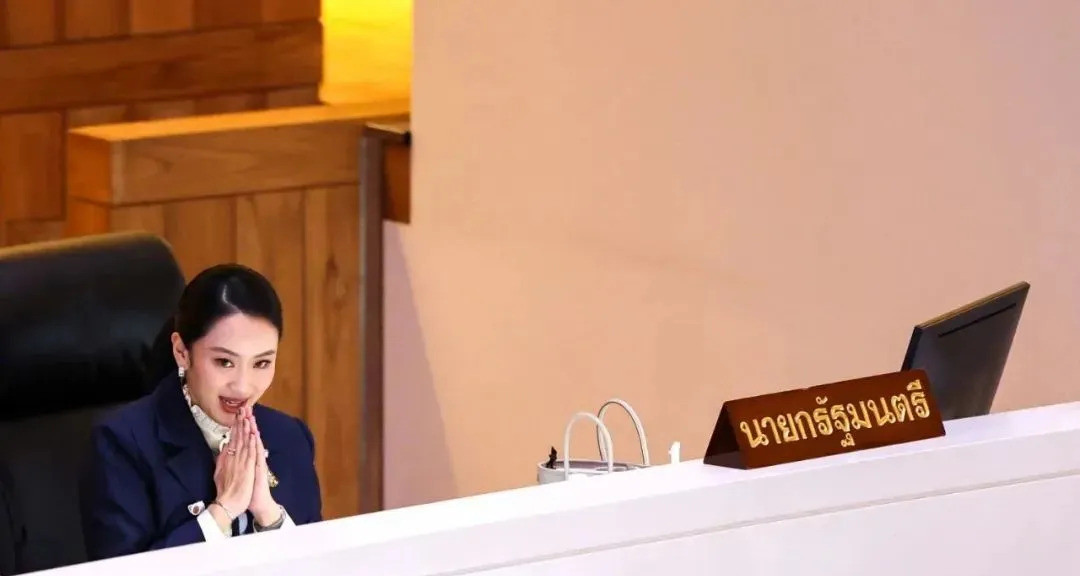 洪森这步棋，要出大事！佩通坦突然倒台，这背后绝对有大阴谋