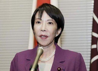 高市早苗顶不住了？盼中方缓和关系！然而，不到24小时，中方对日加码制裁，韩媒：“