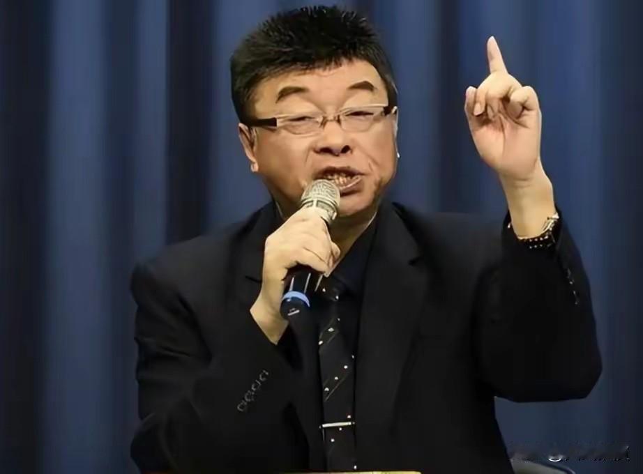 邱毅难得直言认错，坦言自己从前看错了郑丽文。邱毅以前挺看好郑丽文。他觉得这人