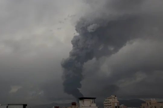 以色列：空袭也门总统府
