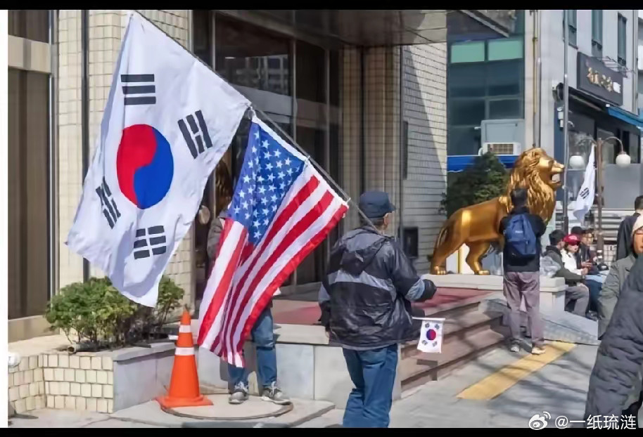 这两天韩国反华游行火了。扫了一圈，很多人都想不明白，还有不少要求我们反思的，表示