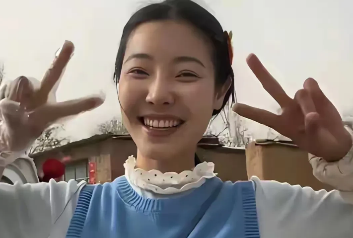 现在全网最开心的人，非李富贵莫属了，不是她平台粉丝突破1000万了，而是她将