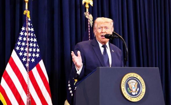 美国公开喊话中国，特朗普终于等不下去了，他透露访华的行程不变，尽管特朗普的安全是