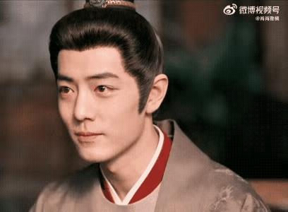 藏海传吃团圆饭的这场戏是导演最喜欢的，也是观众最喜欢的，没有台词，只能从藏海的眼