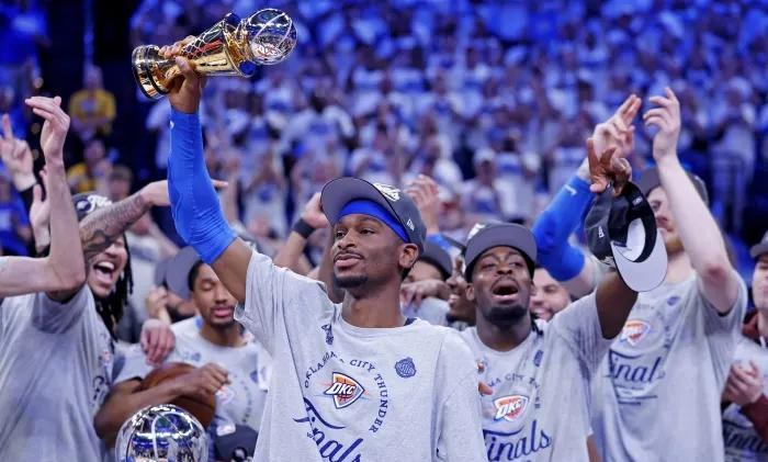 NBA历史单赛季胜场数最多的球队：本赛季雷霆第三！1、芝加哥公牛（1996年）