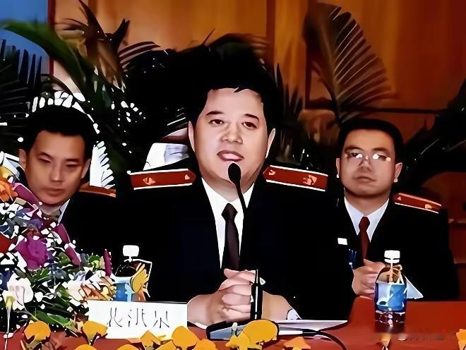 顶级法官彻底塌房！把法院变成敛财谋私的私人地盘​​最讽刺的腐败，莫过于懂法的人