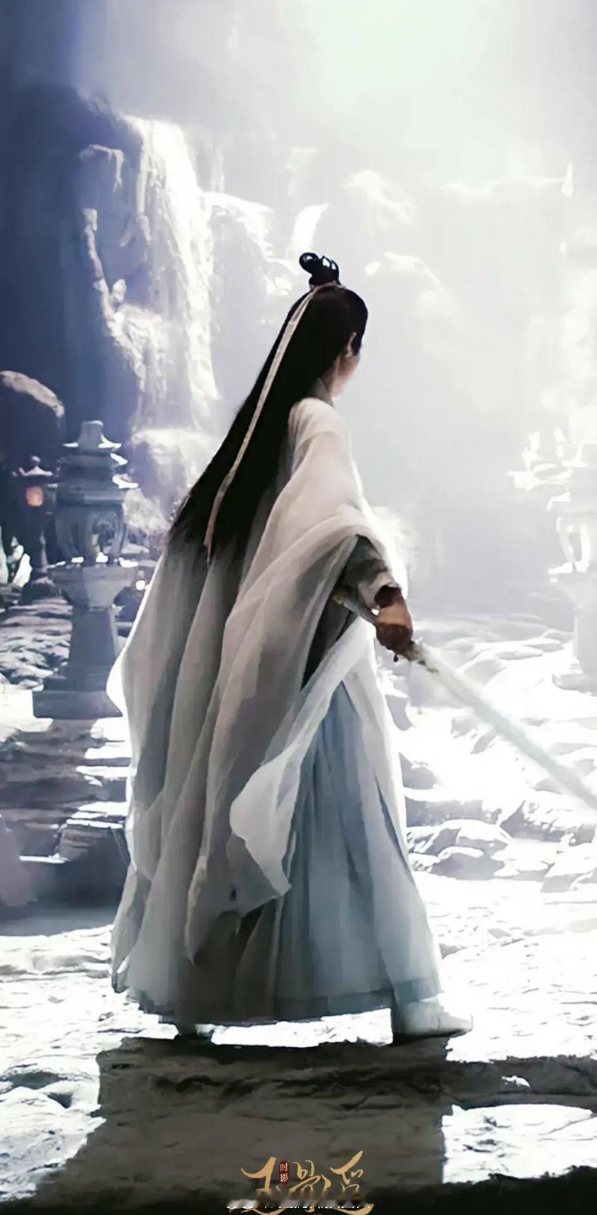 我总算是知道为什么有些人的古装那么长了