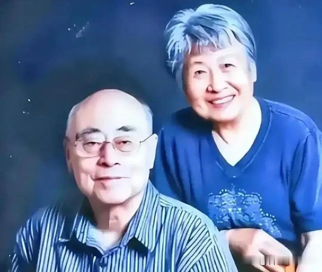 1967年，于敏跟妻子说：“氢弹爆炸成功，我们买一只烤鸭庆祝庆祝吧？”妻子说：“